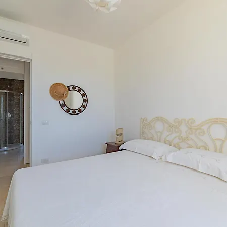Appartement Esclusiva Con Giardino La Cota